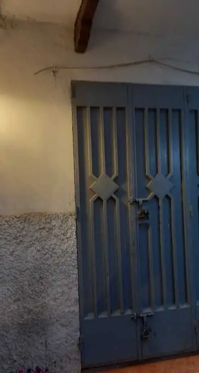 محل تجاري للبيع بالمدينة القديمة طنجة