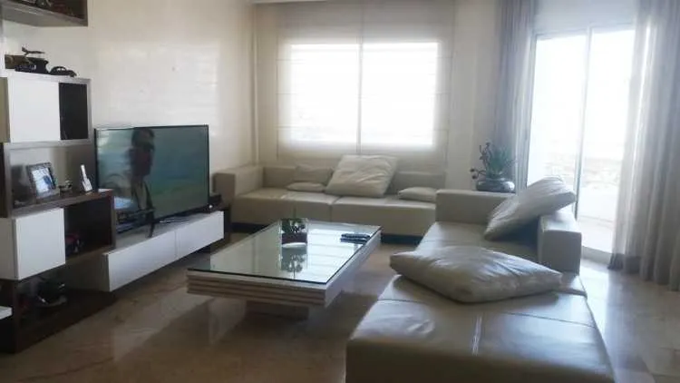 Appartement meublé avec terrasse à Hay Riad