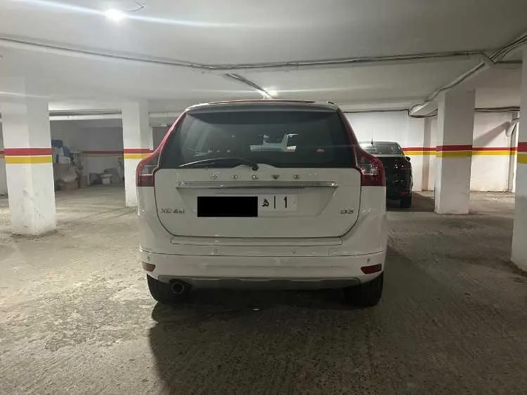 VOLVO XC60 D3 très bon état à vendre