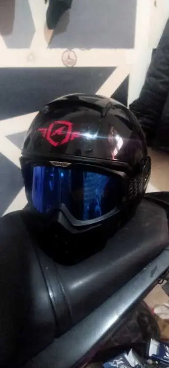 Casque shark raw Trinity