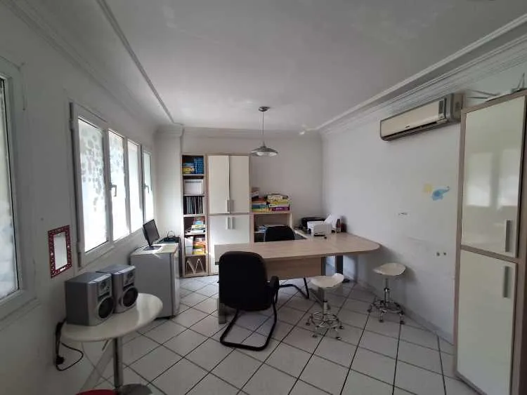 Location bureau au quartier administratif