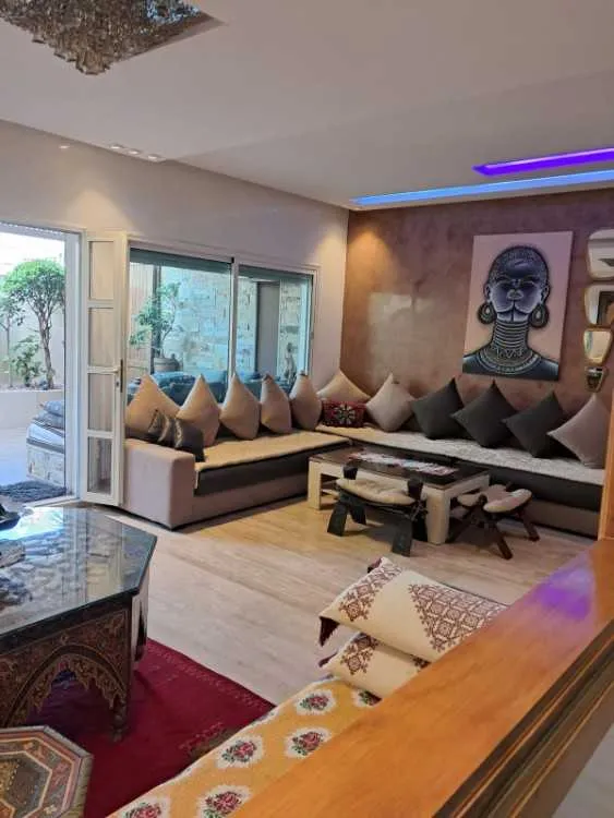 Bel Appartement à vendre à MAZOLA