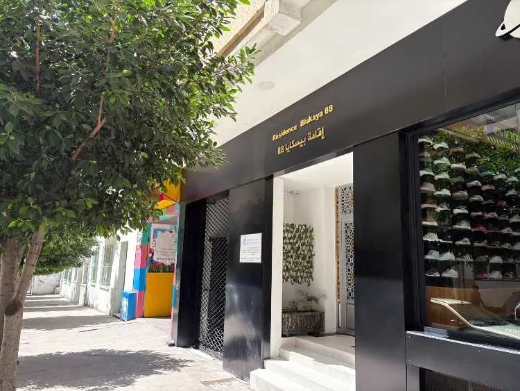 Appartement à rénover ,135m2 quartier administratif