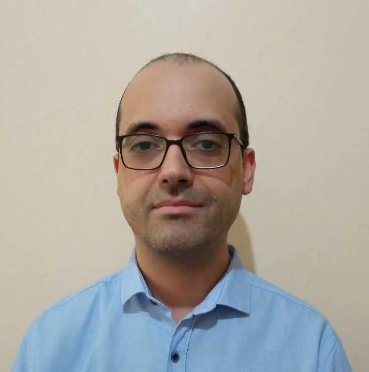 Consultant freelance en automatisme, électronique