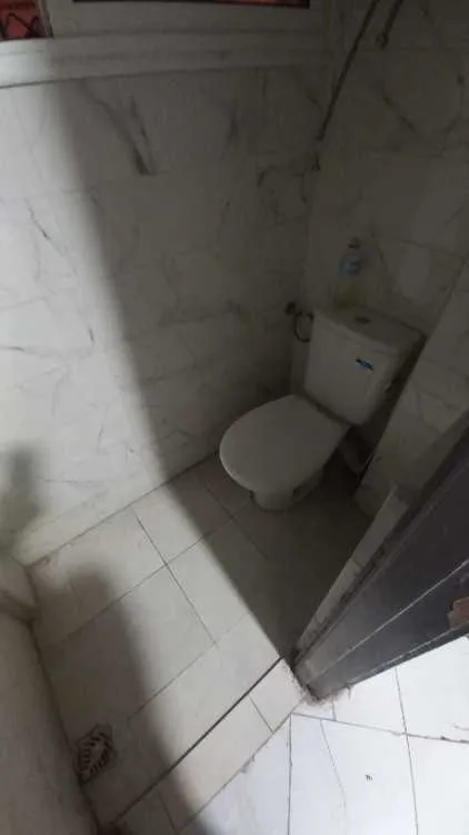 Studio à louer à el moustakbal