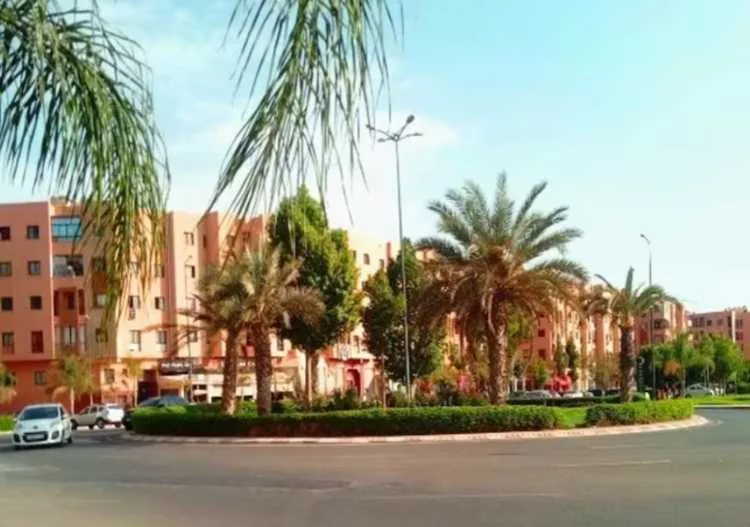 JOLI APPARTEMENT VIDE A ABWAB GUELIZ MARRAKECH